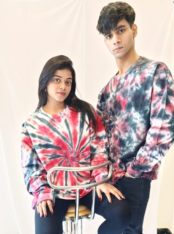 carmine mix spiral sweatshirt model