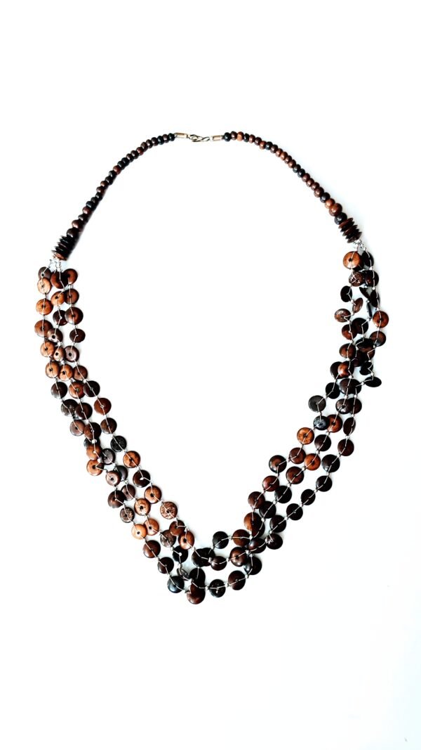 brown statement neckpiece