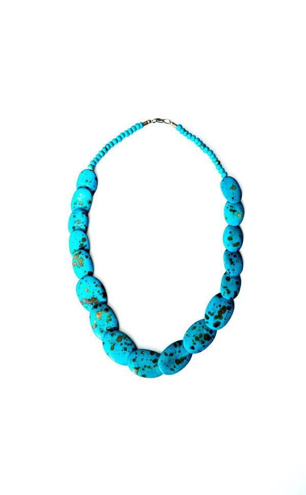 blue vibrant neckpiece