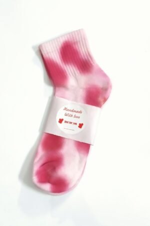 women's cerise ankle socks